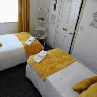 Kings Arms Hotel Holsworthy Buitenkant foto